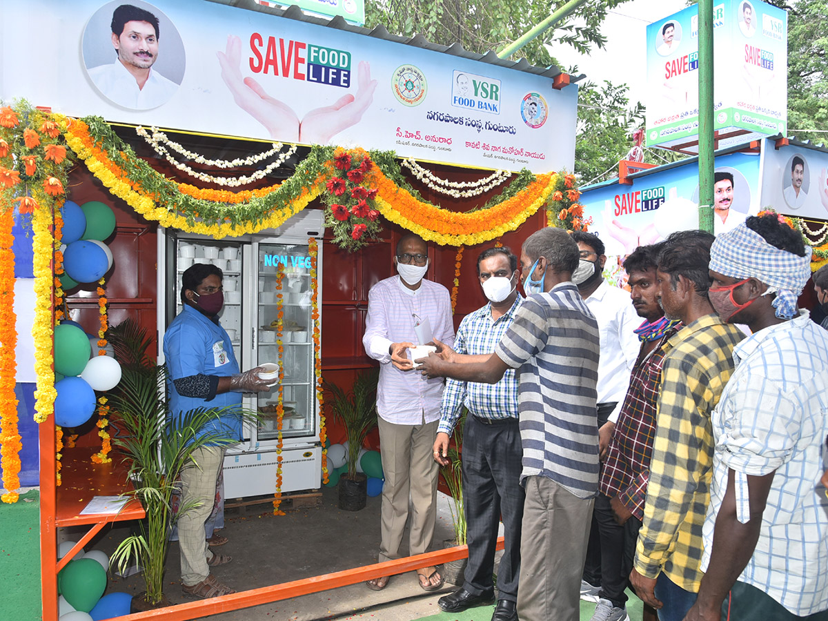 YSR Food Bank in Guntur photos - Sakshi2