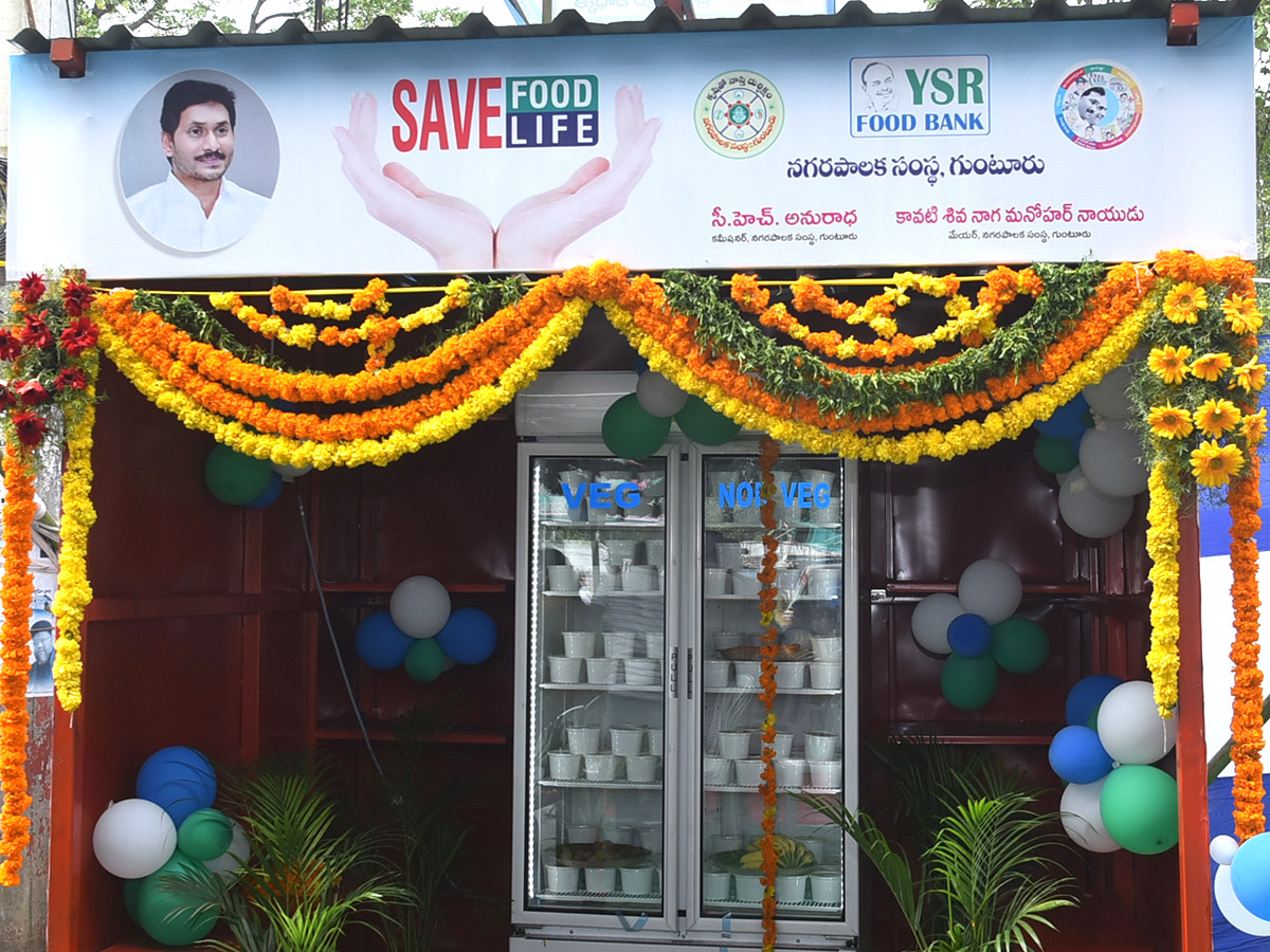 YSR Food Bank in Guntur photos - Sakshi6
