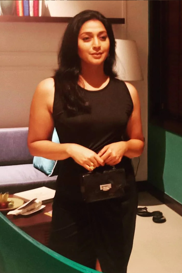 Uppena Movie Heroine Mother Gayatri Jayaraman - Sakshi3