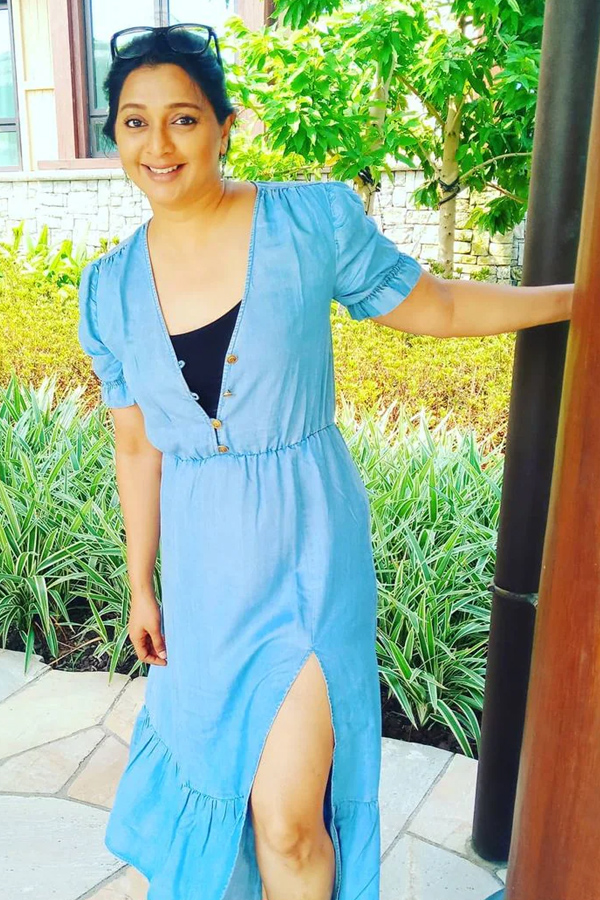 Uppena Movie Heroine Mother Gayatri Jayaraman - Sakshi4