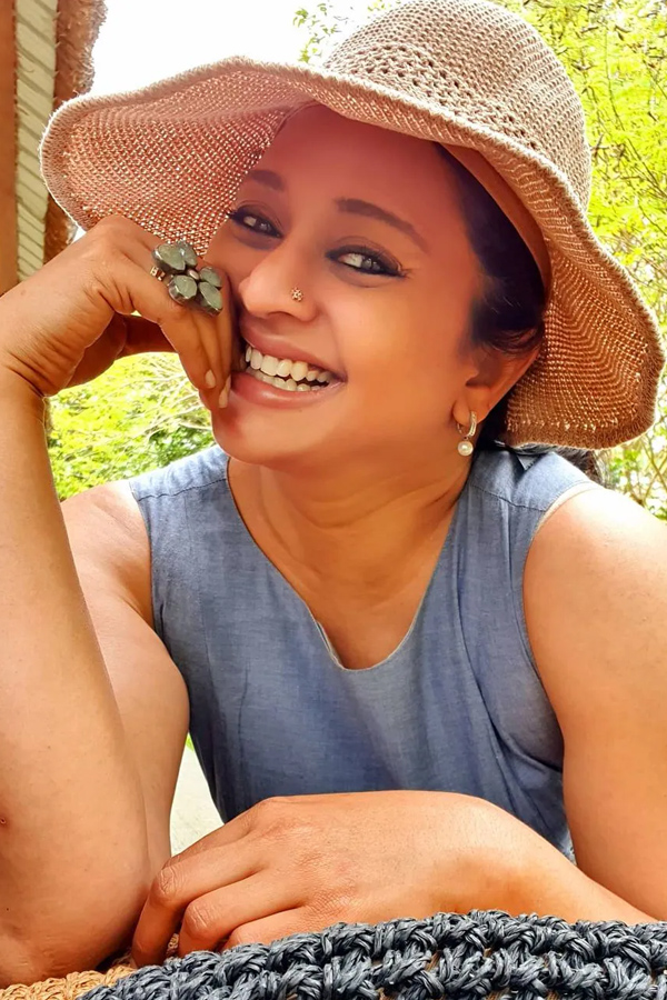Uppena Movie Heroine Mother Gayatri Jayaraman - Sakshi6