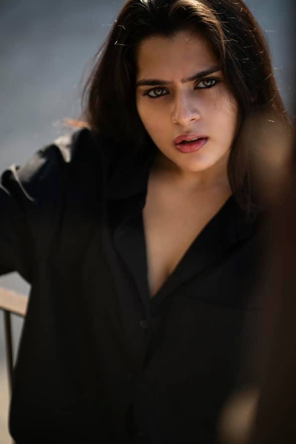 Gangotri Movie Child Artist Kavya Kalyanram Photo Gallery - Sakshi6