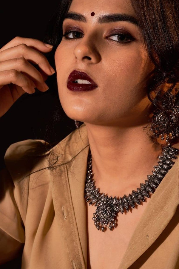 Gangotri Movie Child Artist Kavya Kalyanram Photo Gallery - Sakshi12