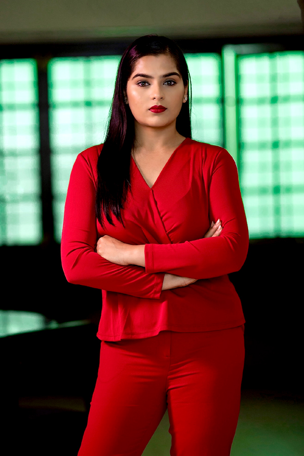 Gangotri Movie Child Artist Kavya Kalyanram Photo Gallery - Sakshi18