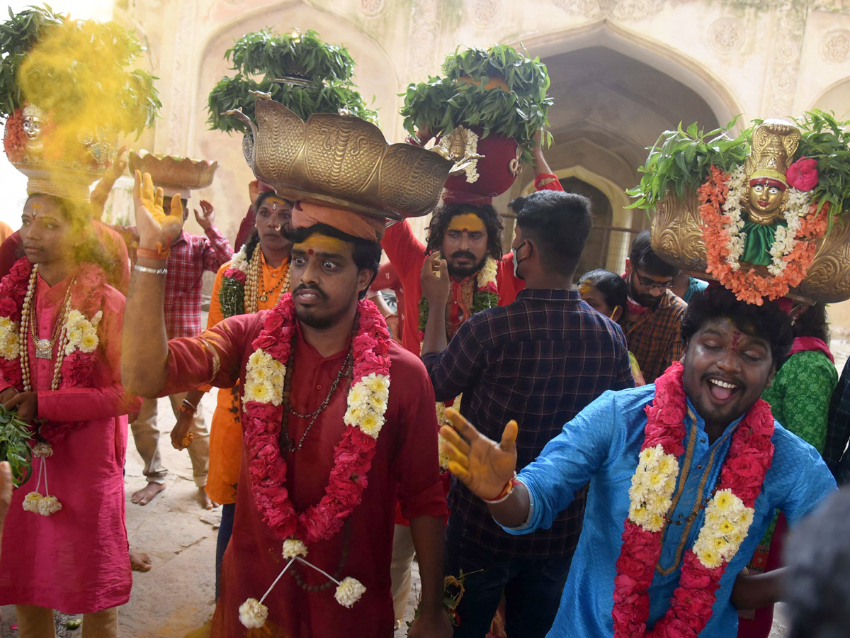 Golconda bonalu 2021 Photo Gallery - Sakshi2
