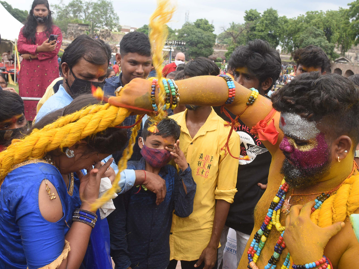 Golconda bonalu 2021 Photo Gallery - Sakshi11