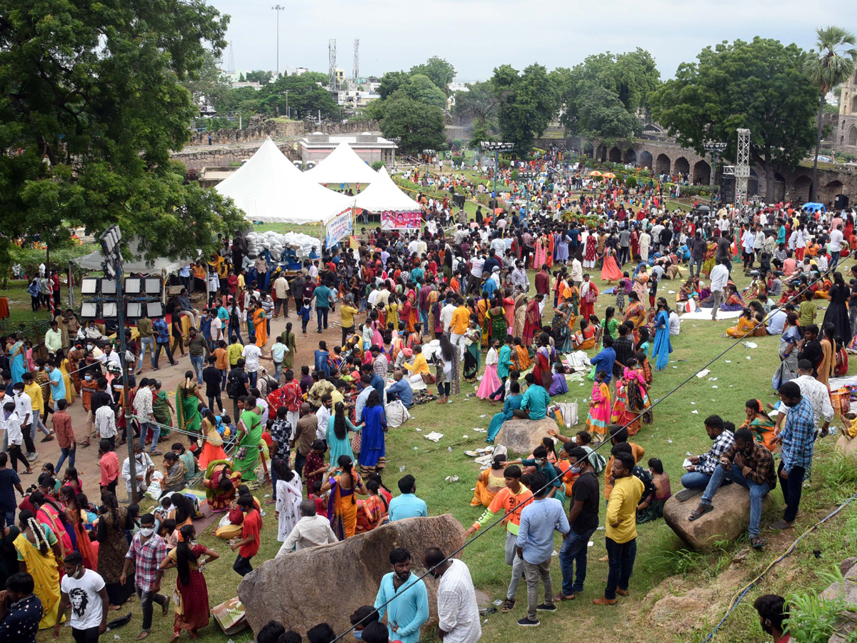 Golconda bonalu 2021 Photo Gallery - Sakshi13