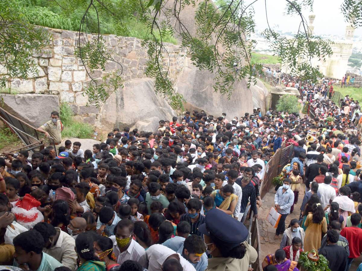 Golconda bonalu 2021 Photo Gallery - Sakshi14