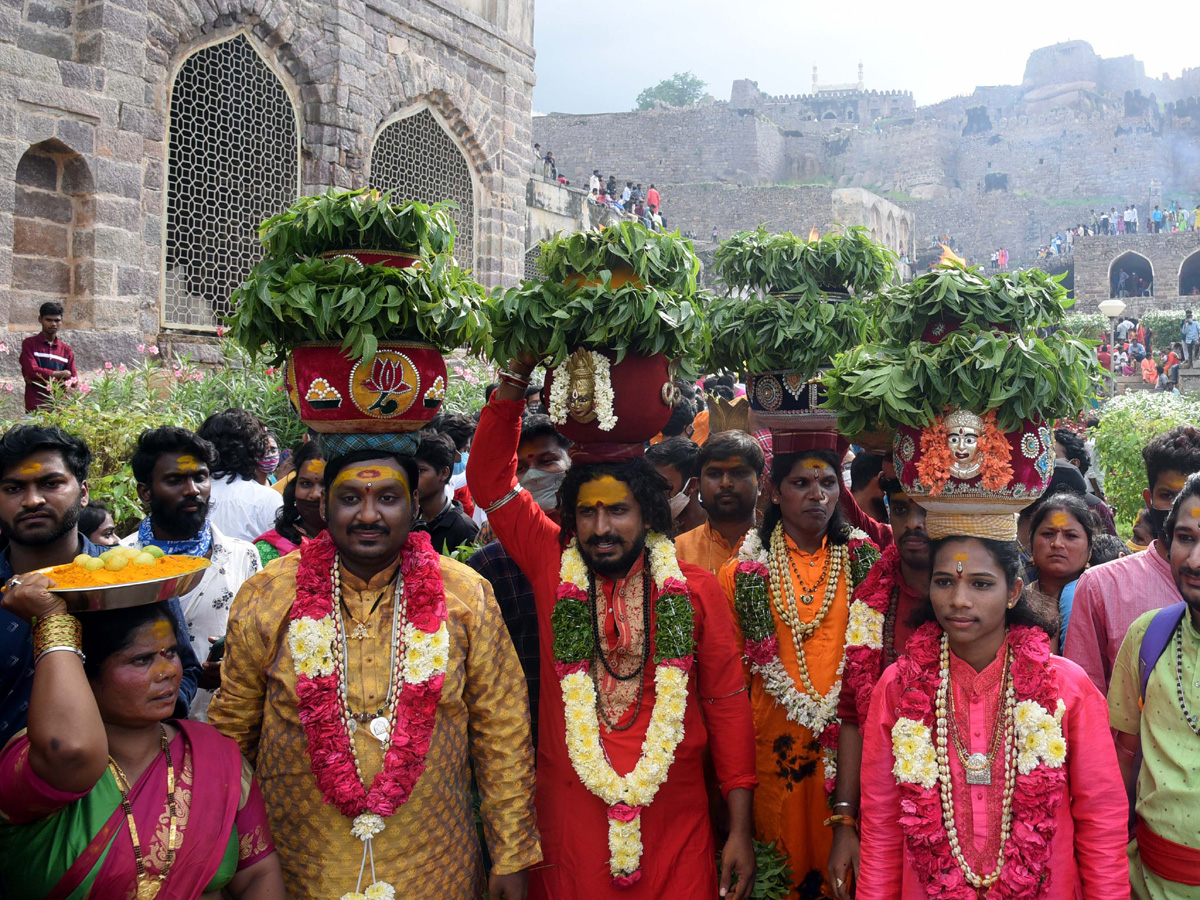 Golconda bonalu 2021 Photo Gallery - Sakshi3