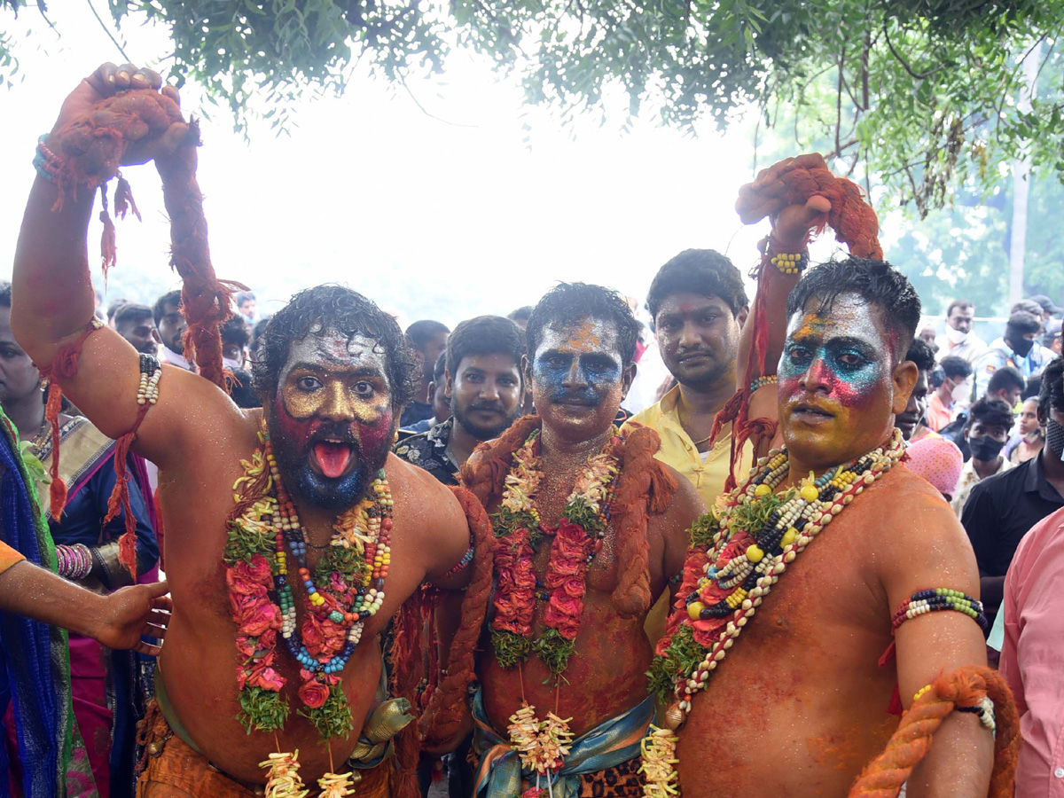 Golconda bonalu 2021 Photo Gallery - Sakshi21