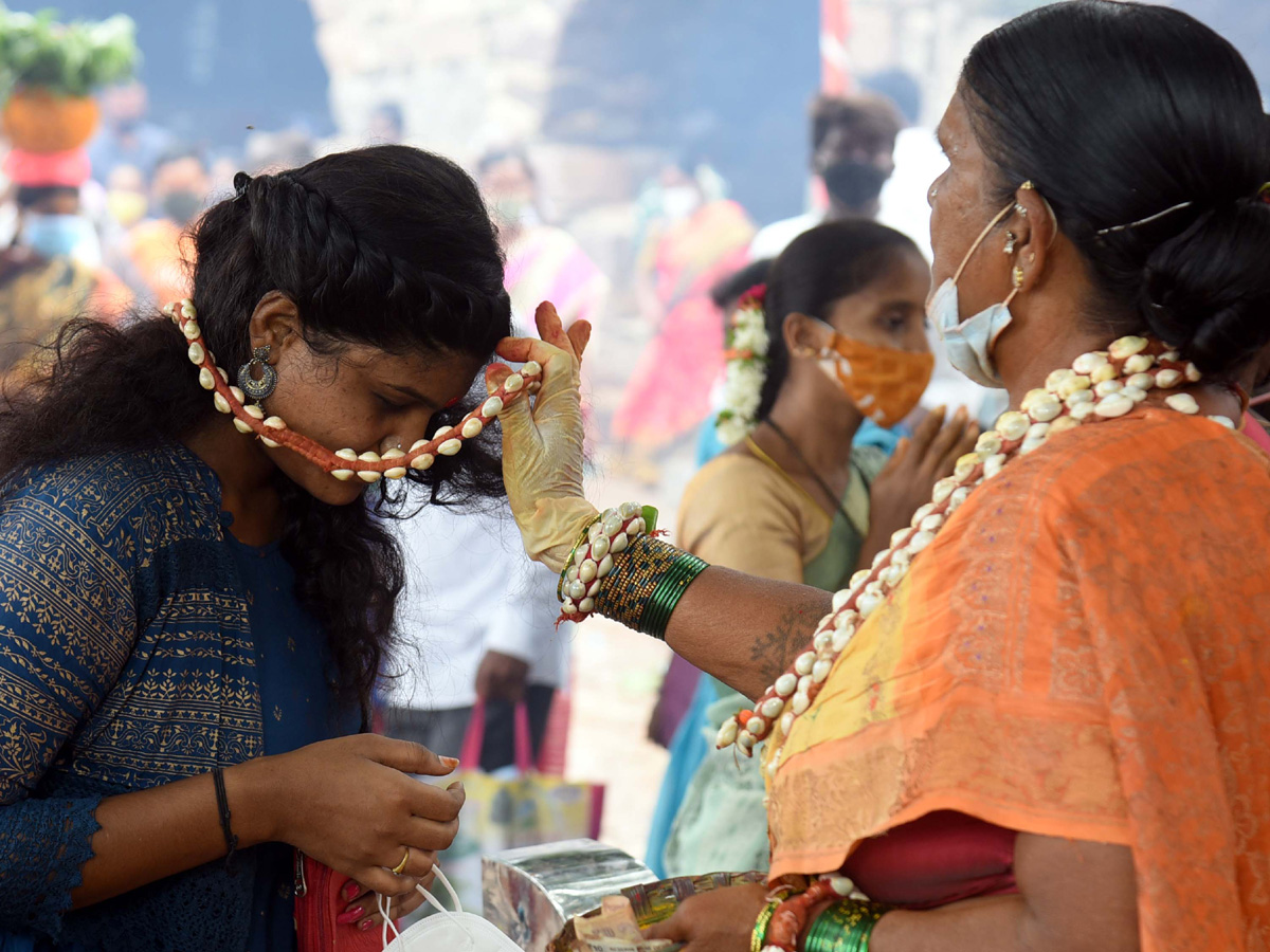 Golconda bonalu 2021 Photo Gallery - Sakshi29