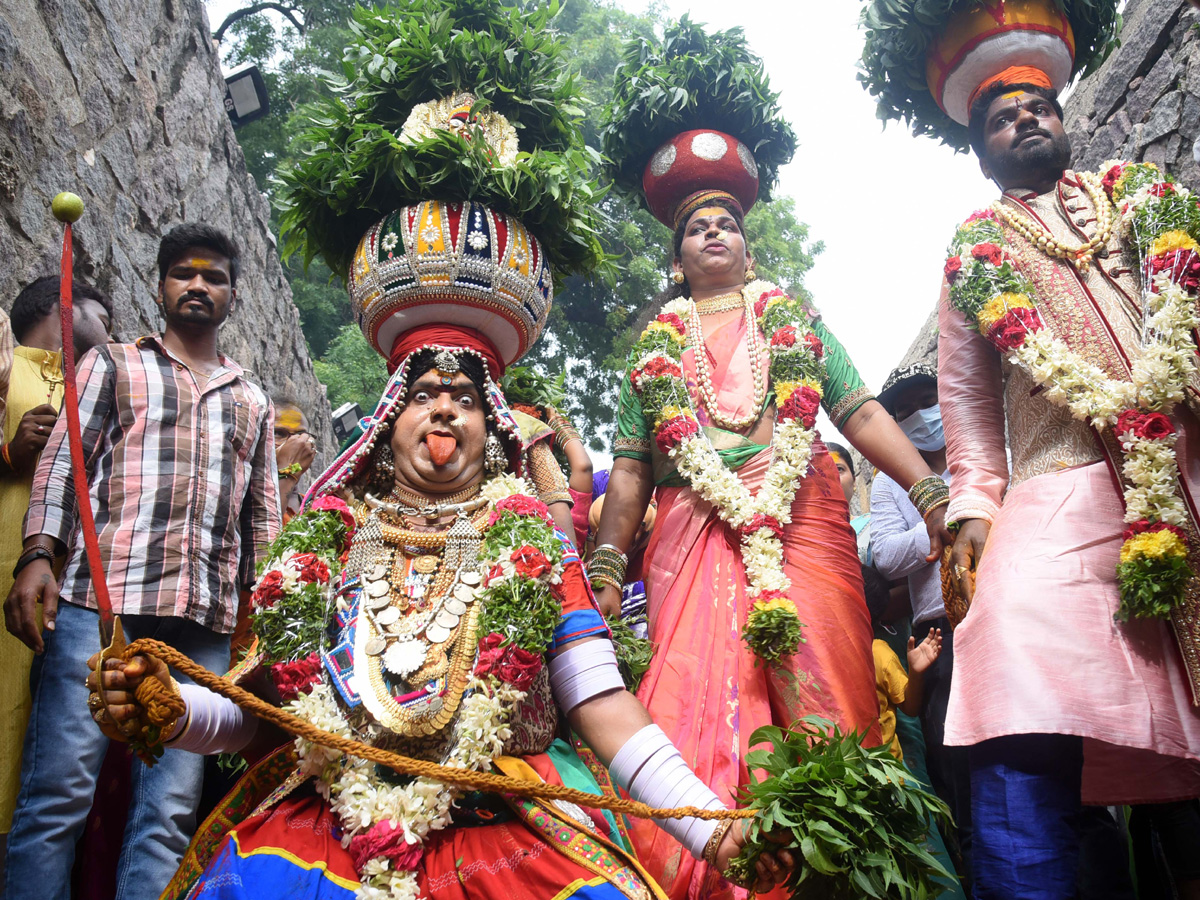 Golconda bonalu 2021 Photo Gallery - Sakshi4