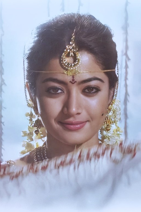 Rashmika Mandanna Pics - Sakshi19