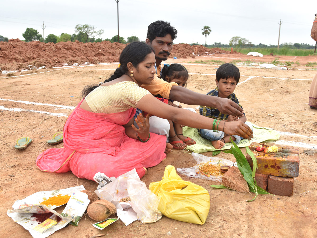 YSR Jagananna colonies photos - Sakshi21