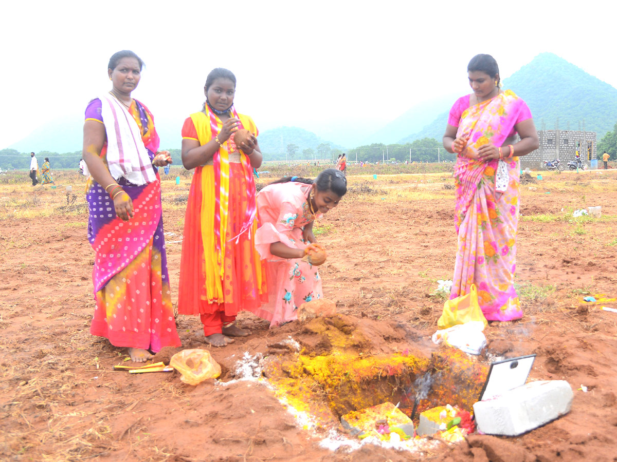 YSR Jagananna colonies photos - Sakshi24