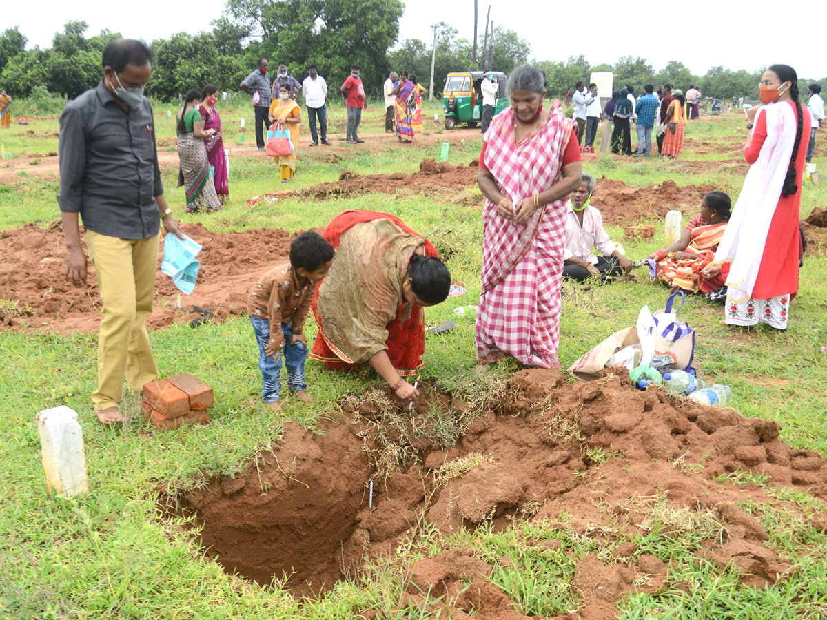 YSR Jagananna colonies photos - Sakshi5