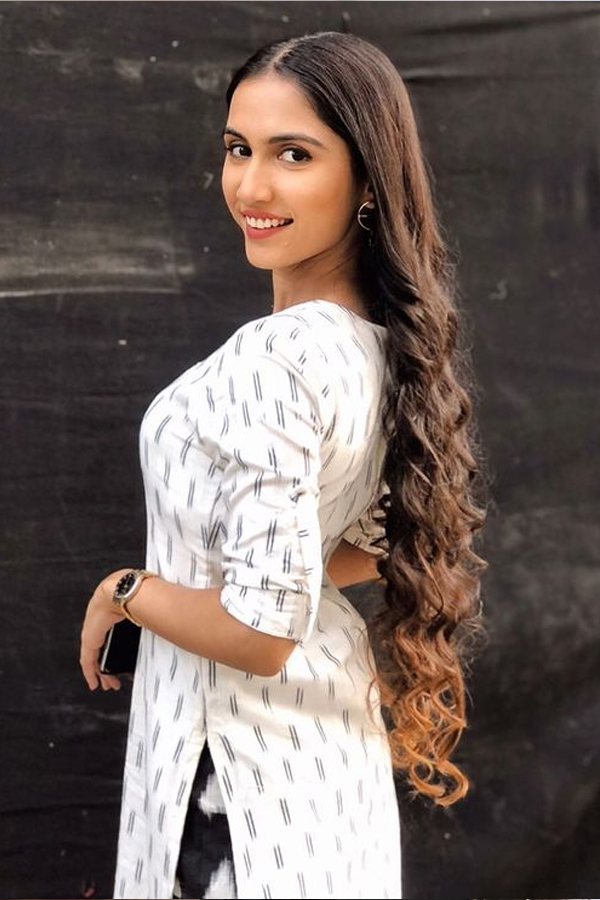 Prithvi Shaw Girl Friend Prachi Singh Photo Gallery - Sakshi15