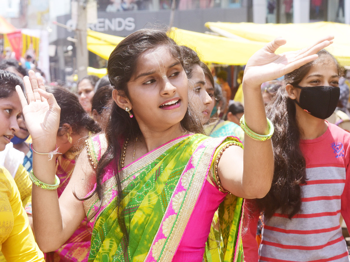 Jagannath Rathayatra in Adilabad - Sakshi1