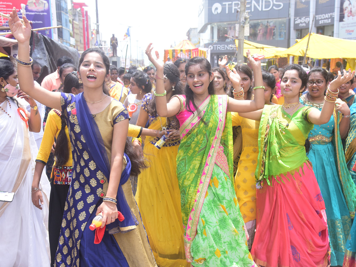 Jagannath Rathayatra in Adilabad - Sakshi2