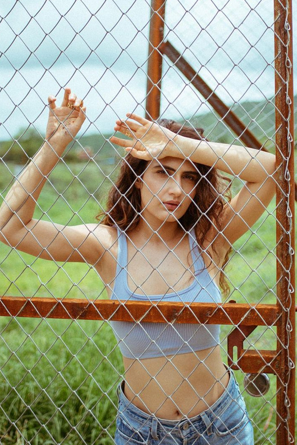 Fatima Sana Shaikh pic - Sakshi3
