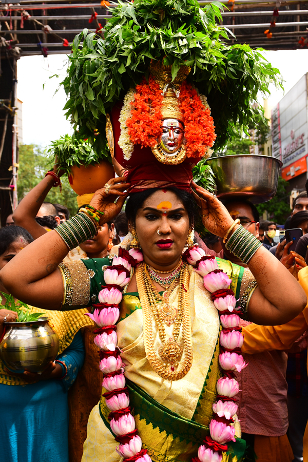 Secunderabad Ujjaini Mahankali Bonalu 2021 - Sakshi9