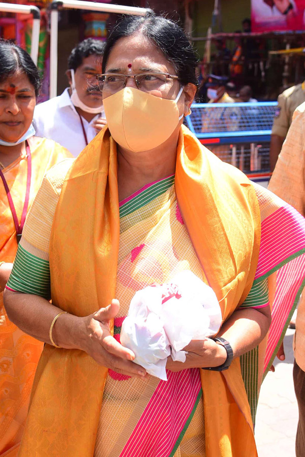 Sri Ujjaini Mahankali Bonalu in Secunderabad Photo Gallery - Sakshi22