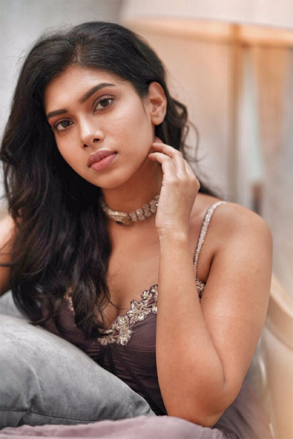 Dushara Vijayan Photos - Sakshi15