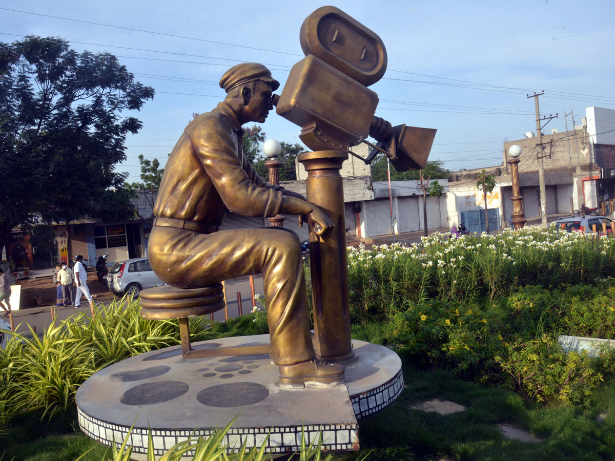 Photo Feature: Innovative Message Oriented Junctions Hyderabad - Sakshi3