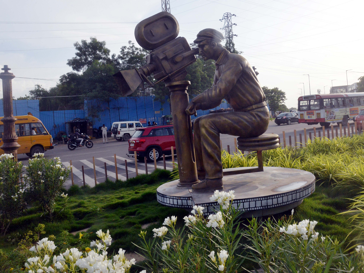 Photo Feature: Innovative Message Oriented Junctions Hyderabad - Sakshi5