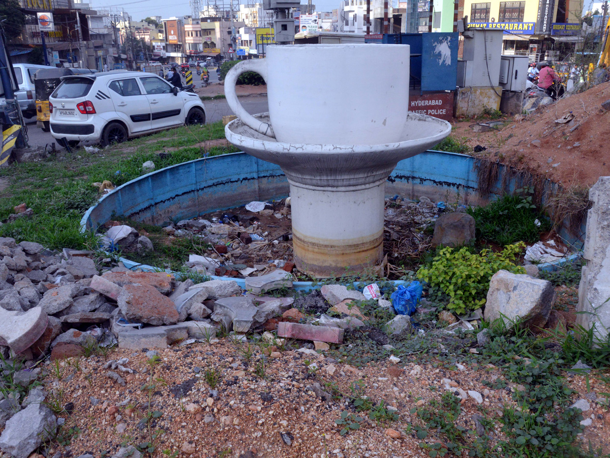 Photo Feature: Innovative Message Oriented Junctions Hyderabad - Sakshi12