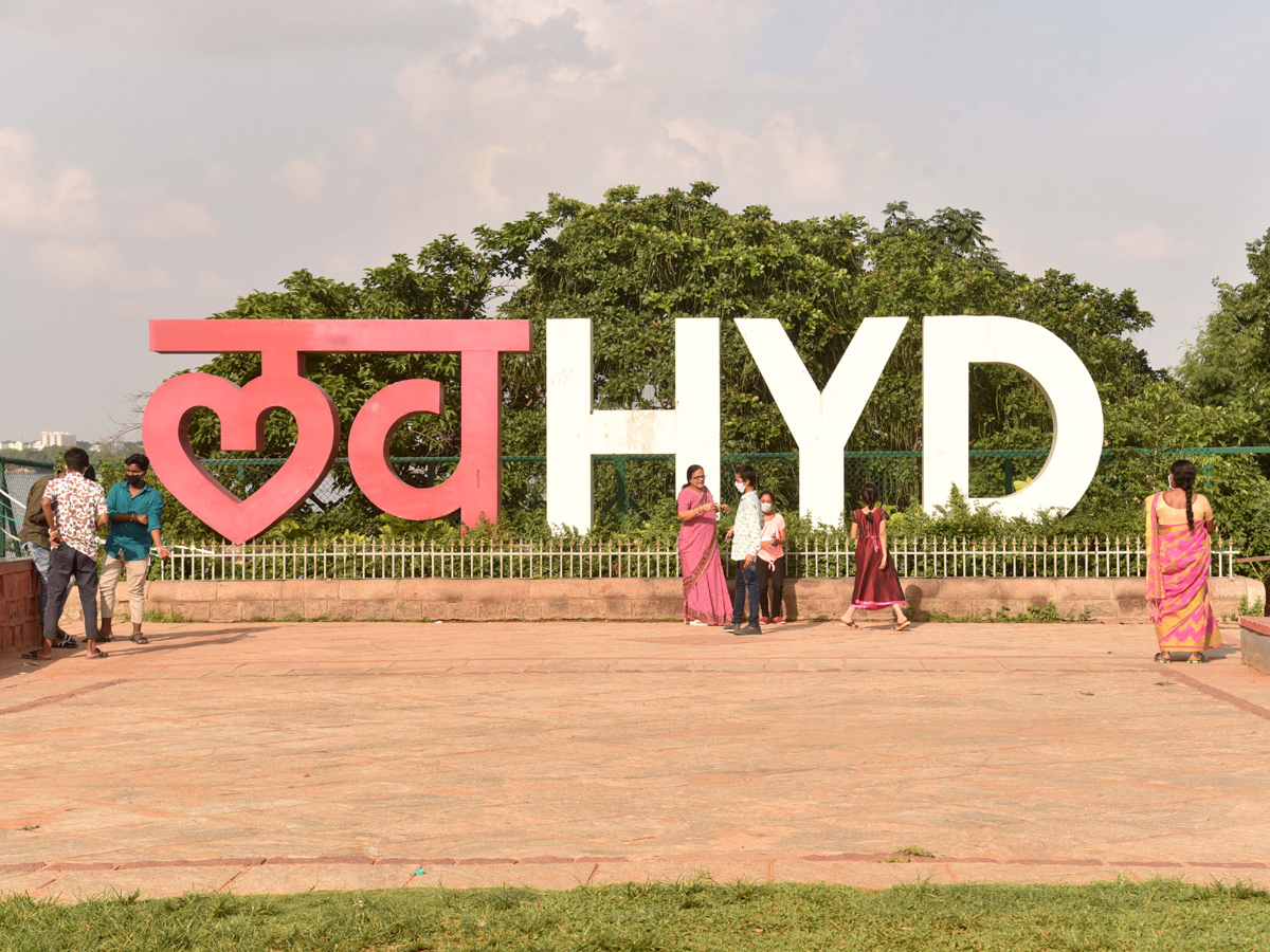 Photo Feature: Innovative Message Oriented Junctions Hyderabad - Sakshi16