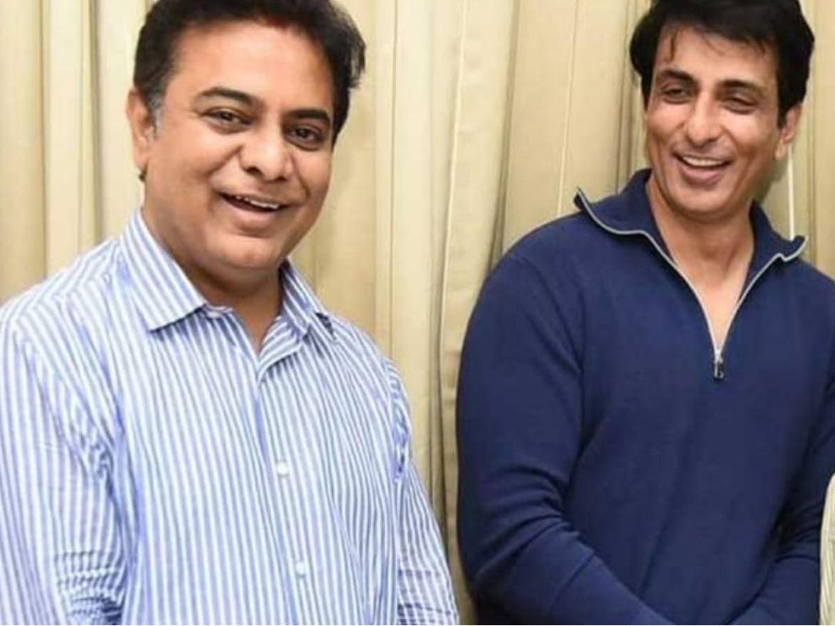 Sonu Sood Meets Telangana Minister KTR in Pragathi Bhavan Photo Gallery - Sakshi7