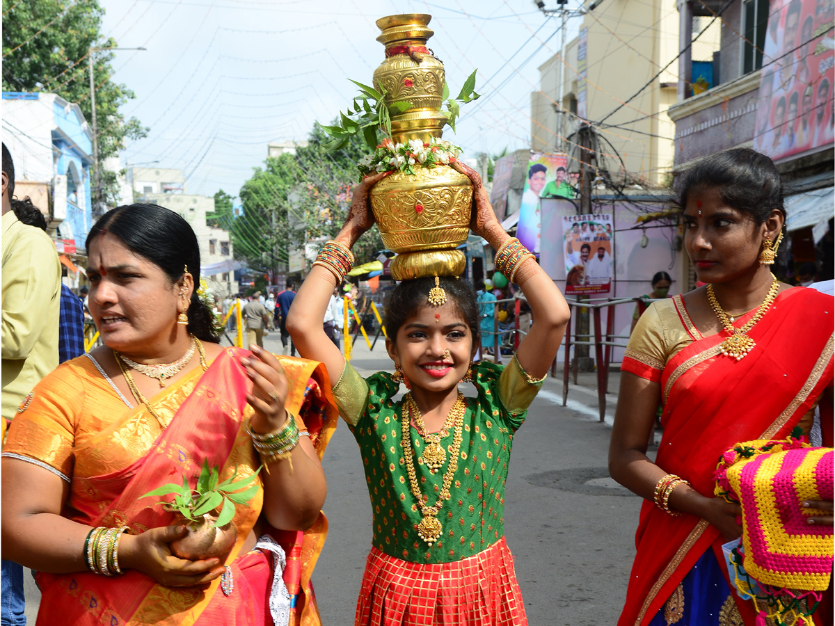 Hyderabad bonalu 2021 Photo Gallery - Sakshi21