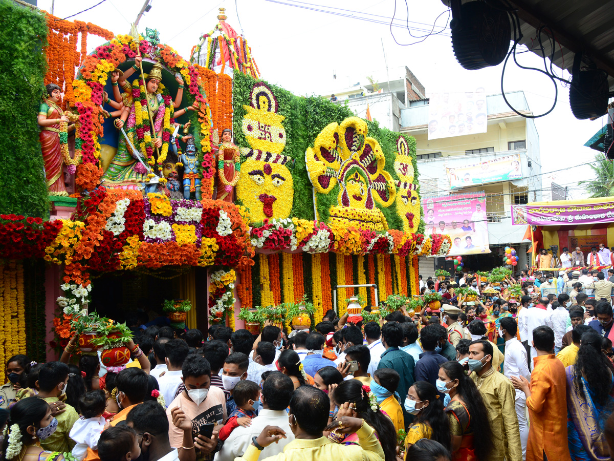 Hyderabad bonalu 2021 Photo Gallery - Sakshi6