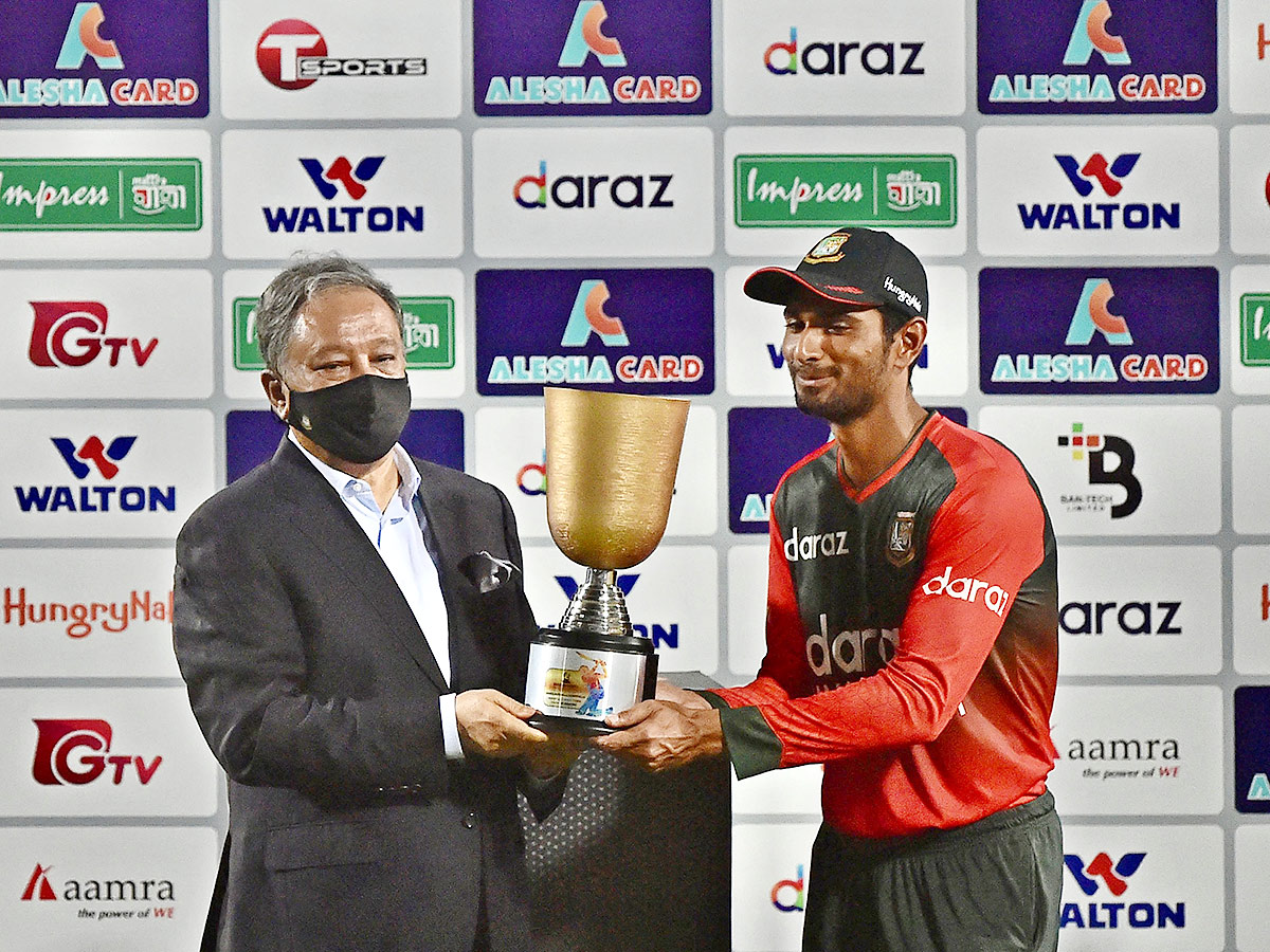 AUSvBAN Twenty20 international Cricket Match - Sakshi3