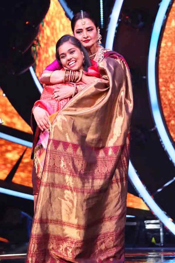 Indian Idol Fame Shanmukha Priya Special Photo Gallery - Sakshi8