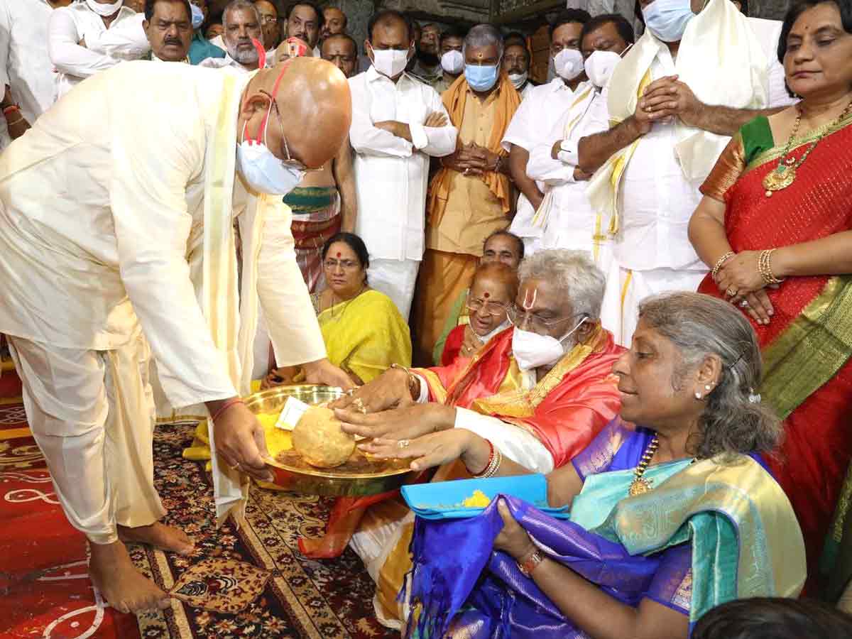 YV Subba Reddy Sworn As TTD Chairman 2nd Term Photo Gallery - Sakshi10