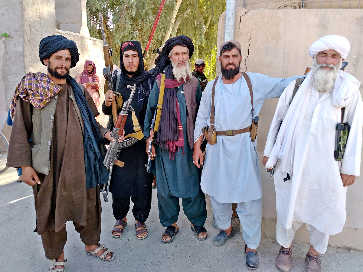 Afghan leader rallies forces in besieged northern city - Sakshi24