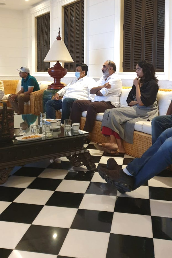 Tollywood Filim Personalities Meeting At Chiranjeevi Home Photo Gallery - Sakshi7
