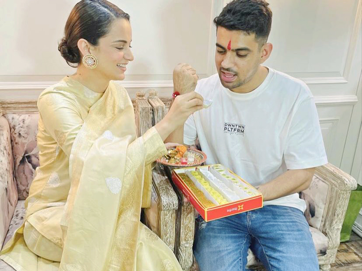 Raksha bandhan celebration 2021 Phot Gallery - Sakshi12