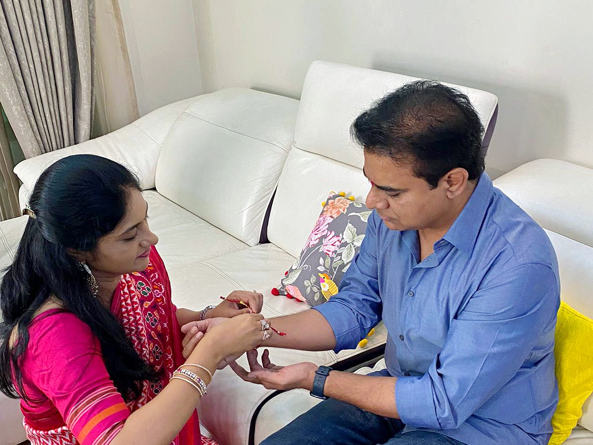 Raksha bandhan celebration 2021 Phot Gallery - Sakshi17