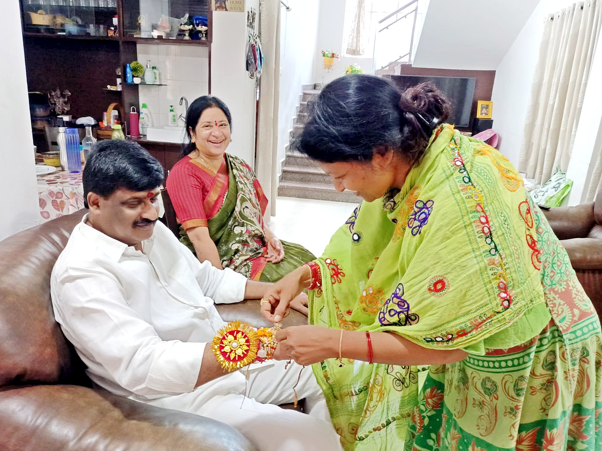 Raksha Bandhan Special Photos - Sakshi16
