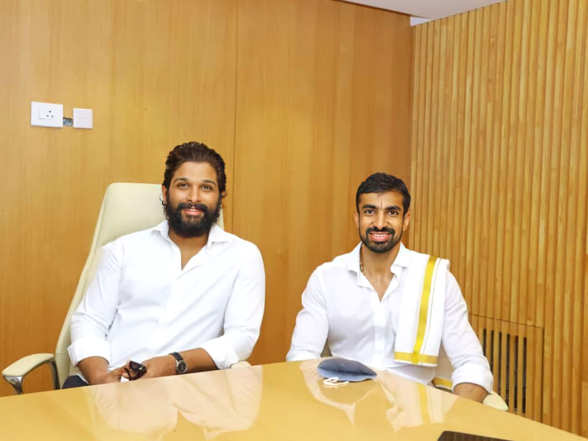 Allu Arjun Inaugurate Aha's New Photo Gallery - Sakshi2