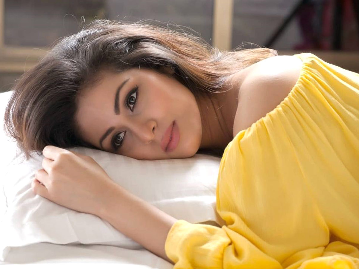 Heroine Sadha Photo Gallery - Sakshi2