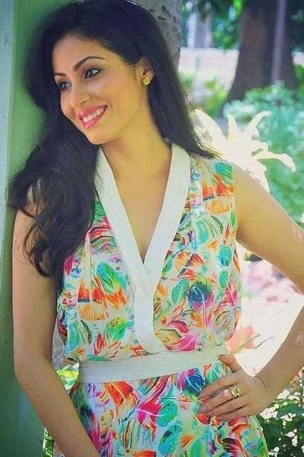 Heroine Sadha Photo Gallery - Sakshi17