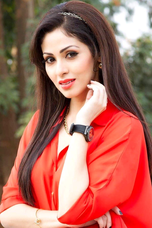 Heroine Sadha Photo Gallery - Sakshi5