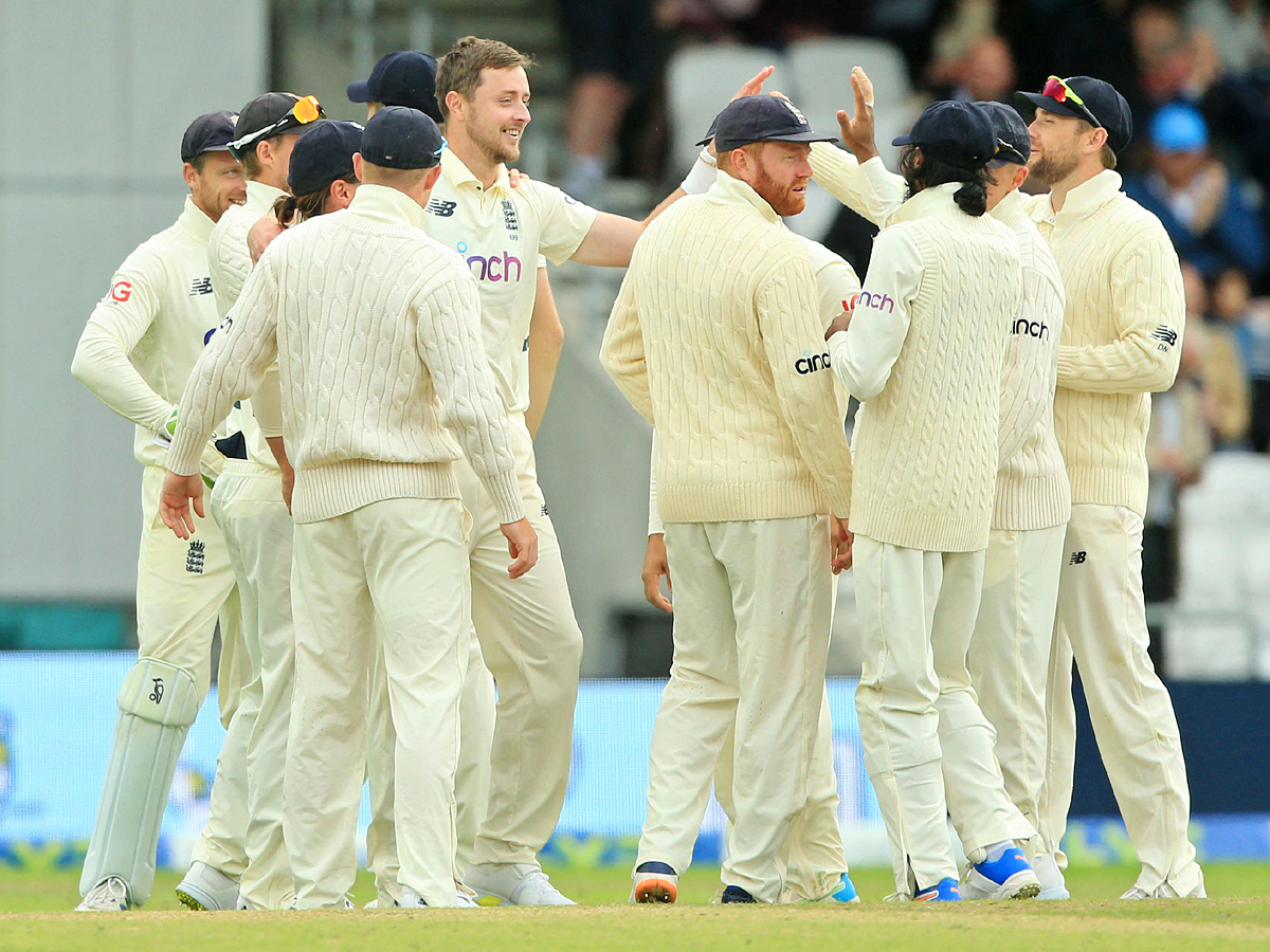 England beat India by an innings and 76 runs Photo Gallery - Sakshi1