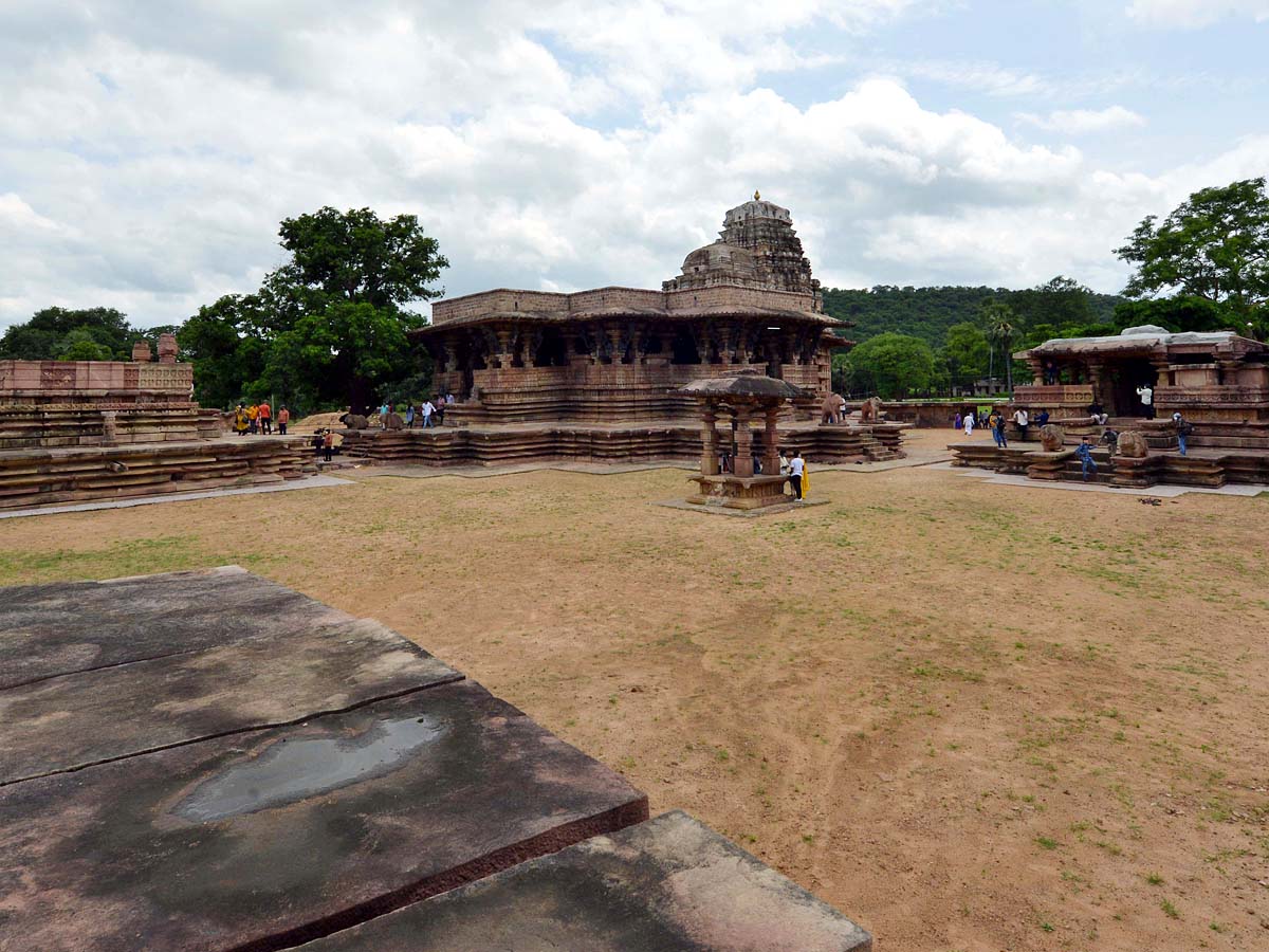 Telangana ministers visit UNESCO recognized Ramappa Temple Photo Gallery - Sakshi6