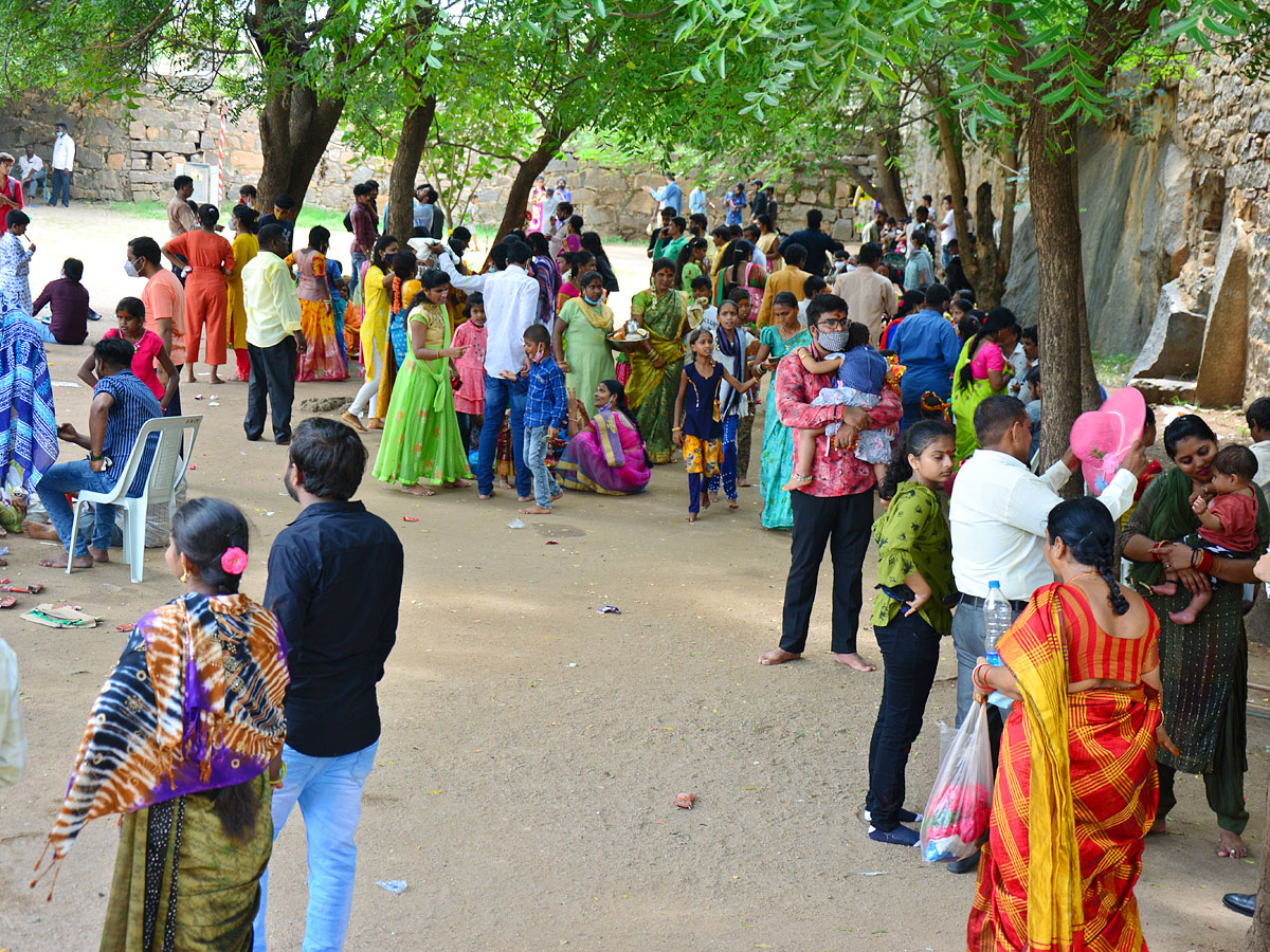 Ashada Masam Bonalu Ends At Golconda Hyderabad Photo Gallery - Sakshi15