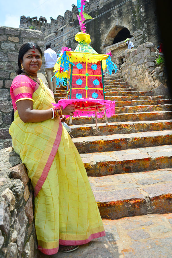 Ashada Masam Bonalu Ends At Golconda Hyderabad Photo Gallery - Sakshi22